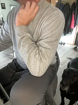 smkbustr online show from November 13, 5:56 pm