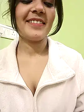 Beautiful Eye online show from December 17, 1:06 pm