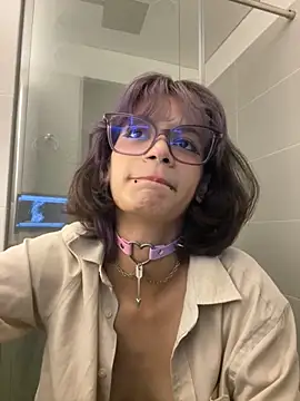 sukulaurens online show from October 6, 2:58 pm