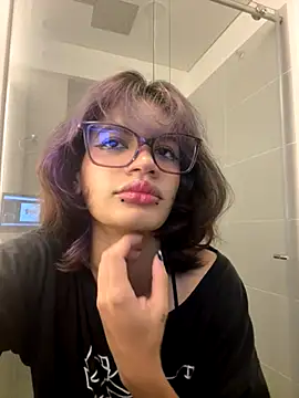 sukulaurens online show from October 7, 7:00 pm