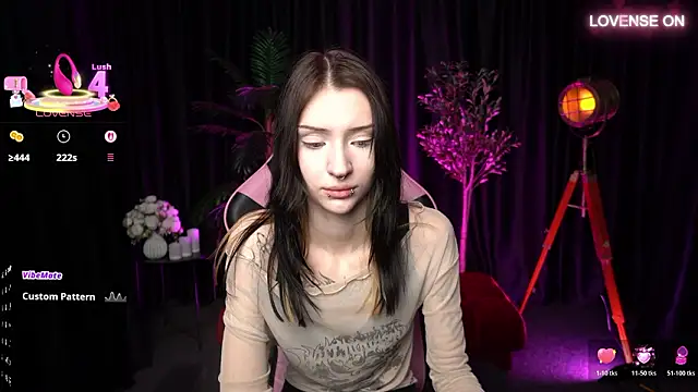 Trix Void online show from February 14, 9:28 am