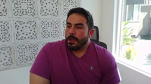 Snapshot of socal_streamer chatting on October 20, 7:03 pm socal streamer online show from October 20, 7:03 pm