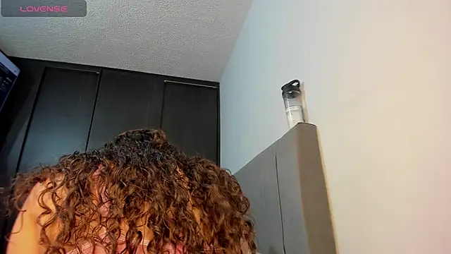 emy collyns online show from February 10, 3:21 am