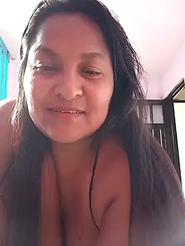 lucia00xx online show from February 2, 10:08 pm