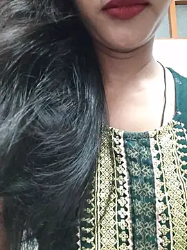 Snapshot of anjali2351 chatting on July 15, 2:39 am anjali2351 online show from July 15, 2:39 am