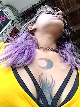 Abby 2-1 online show from December 2, 8:37 pm