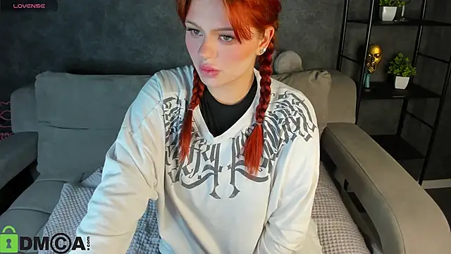 Barbara Mitchel online show from October 14, 1:06 am