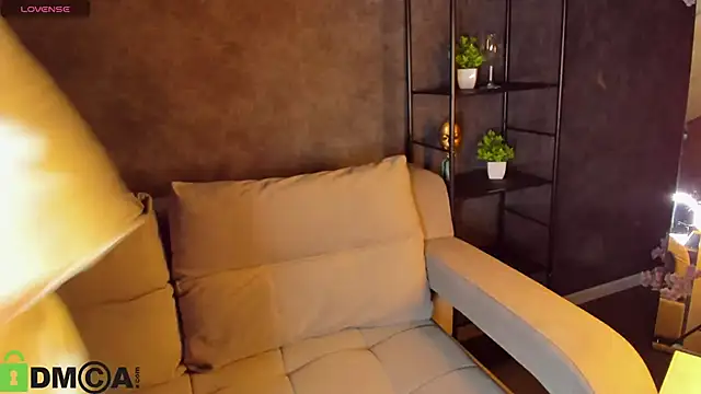 Barbara Mitchel online show from October 21, 1:06 am