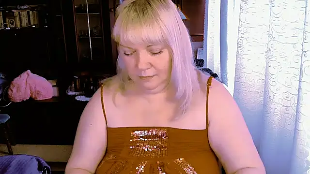Snapshot of DiamondNata chatting on March 3, 11:05 am DiamondNata online show from March 3, 11:05 am