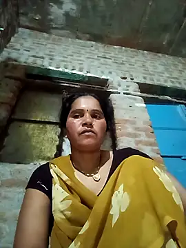Snapshot of Nm_sanjna chatting on June 17, 10:54 pm Nm sanjna online show from June 17, 10:54 pm
