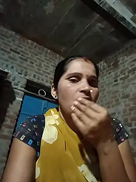 Snapshot of Nm_sanjna chatting on July 8, 4:11 pm Nm sanjna online show from July 8, 4:11 pm