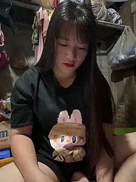 TrangNemo online show from November 7, 6:19 pm