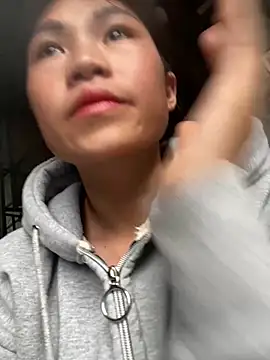 Mylinh- online show from October 19, 12:00 am