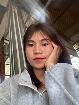 Mylinh- online show from November 6, 11:59 pm