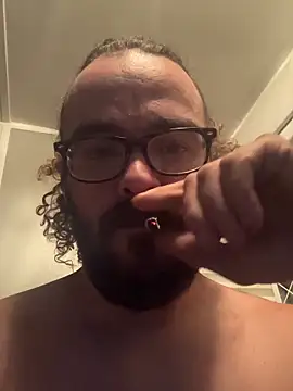 Snapshot of LumpaCoal chatting on November 7, 4:23 am LumpaCoal online show from November 7, 4:23 am