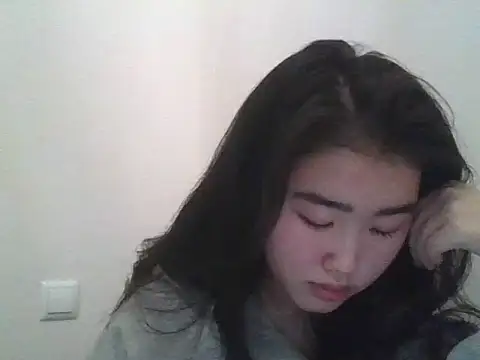 Snapshot of Zorivale chatting on February 5, 8:13 pm Zorivale online show from February 5, 8:13 pm