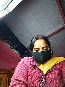 Snapshot of Cr_sonam chatting on February 9, 12:47 am Cr sonam online show from February 9, 12:47 am