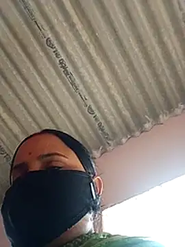 Snapshot of Cr_sonam chatting on February 20, 7:10 am Cr sonam online show from February 20, 7:10 am