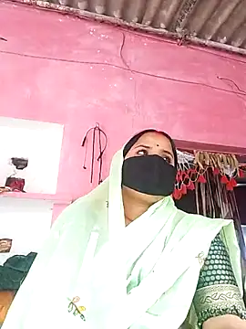 Snapshot of Cr_sonam chatting on February 27, 10:37 am Cr sonam online show from February 27, 10:37 am