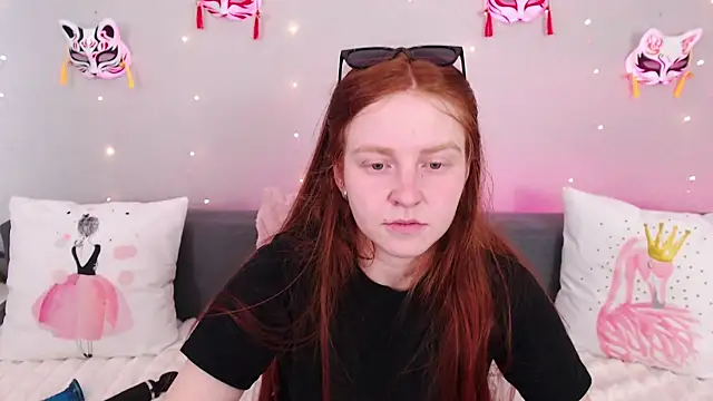 Evarey  online show from July 30, 7:18 am