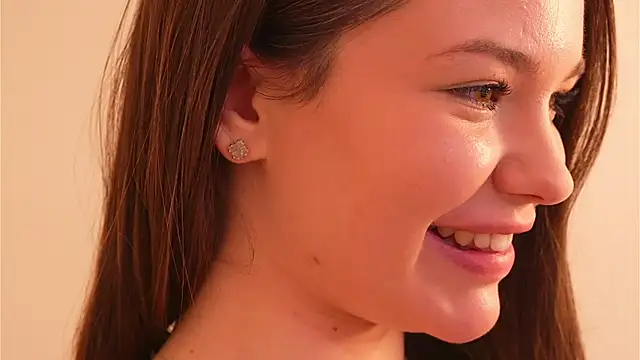 Snapshot of tokyo_bloom chatting on November 9, 3:21 pm tokyo bloom online show from November 9, 3:21 pm