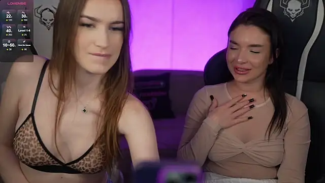 Snapshot of Jane_Love054 chatting on December 16, 11:37 am Jane Love054 online show from December 16, 11:37 am