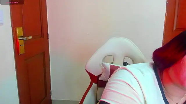 Addyy 02 online show from February 19, 1:34 am