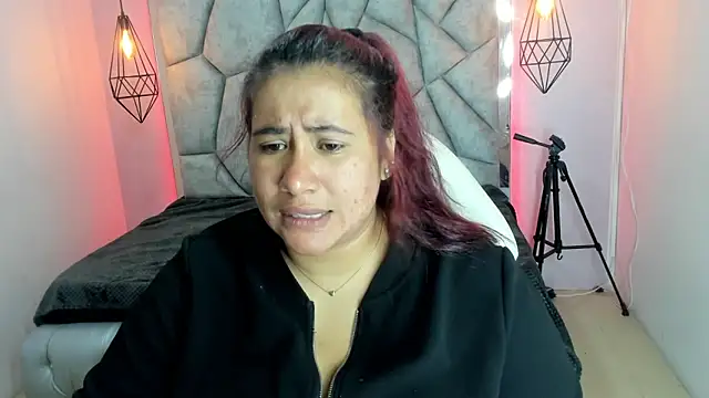 Addyy 02 online show from May 28, 6:38 pm