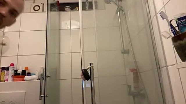 MolleDolle online show from April 14, 8:59 pm