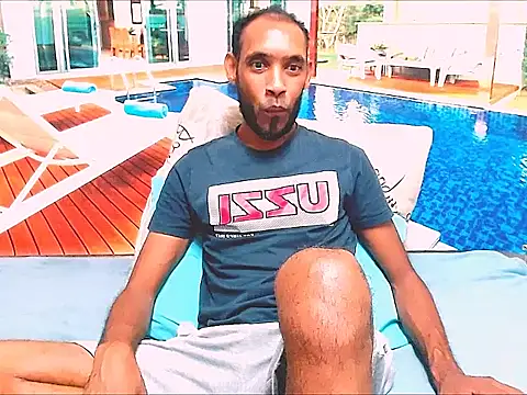 Snapshot of IndianMagicMike chatting on March 4, 4:02 pm IndianMagicMike online show from March 4, 4:02 pm