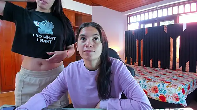 Sofy and Mia online show from December 20, 12:34 pm