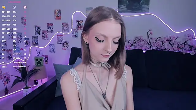 Snapshot of Golden_dawn chatting on November 19, 7:30 am Golden dawn online show from November 19, 7:30 am