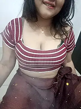 Snapshot of Beauty_Queen_Soniya chatting on November 22, 8:08 pm Beauty Queen Soniya online show from November 22, 8:08 pm