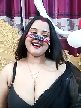 Beauty Queen Soniya online show from February 19, 3:41 pm