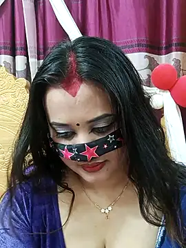 Beauty Queen Soniya online show from February 25, 8:51 pm