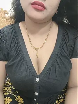 Snapshot of Beauty_Queen_Soniya chatting on July 14, 2:16 am Beauty Queen Soniya online show from July 14, 2:16 am