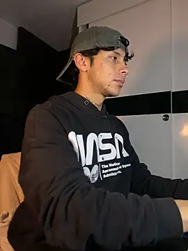 ErosDominant online show from November 16, 5:35 am