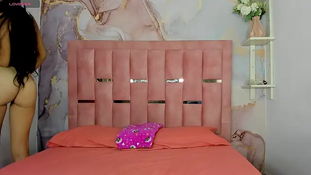 Snapshot of Isis_Blaze chatting on November 12, 3:07 am Isis Blaze online show from November 12, 3:07 am