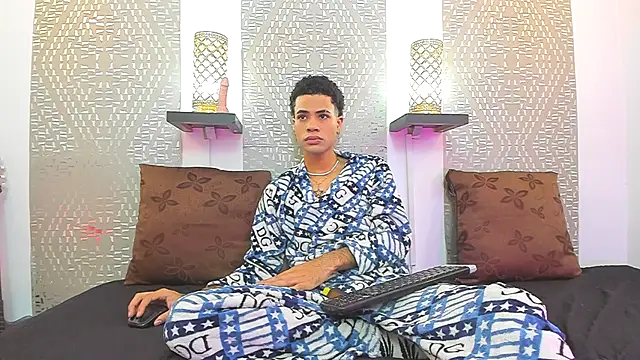 JacobBlackwell  online show from October 16, 8:43 pm