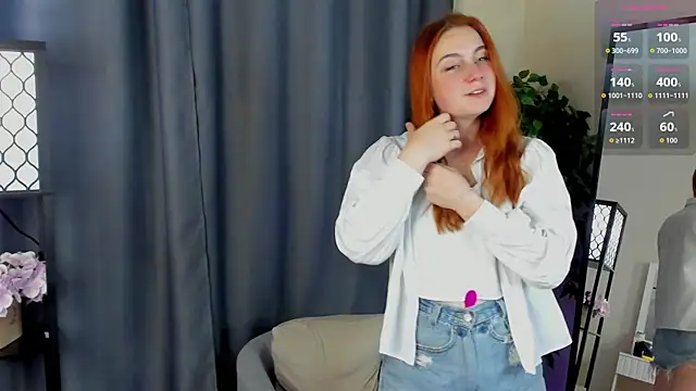 KellyeOun online show from October 21, 1:39 am