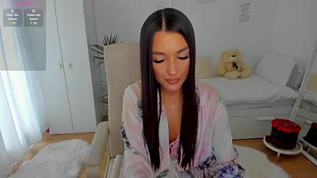 bubbledoll77 online show from February 17, 8:11 am