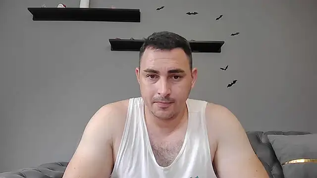 Snapshot of mastermute chatting on July 4, 6:30 am mastermute online show from July 4, 6:30 am