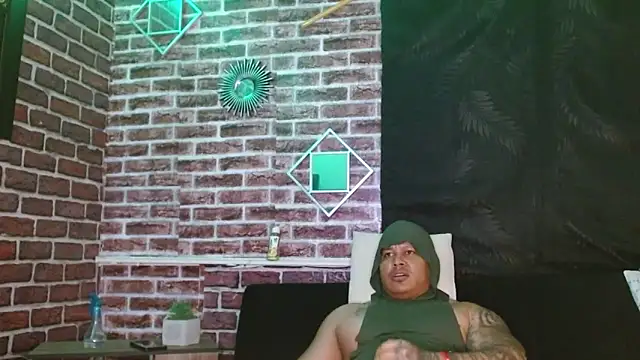 Snapshot of jordan_bigcock_ chatting on February 9, 9:52 pm jordan bigcock online show from February 9, 9:52 pm