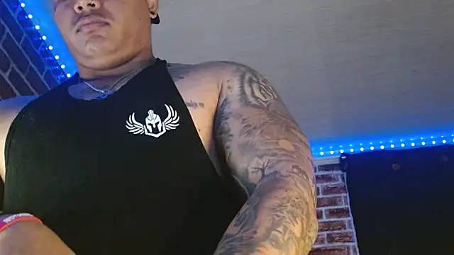 Snapshot of jordan_bigcock_ chatting on February 11, 4:50 am jordan bigcock online show from February 11, 4:50 am