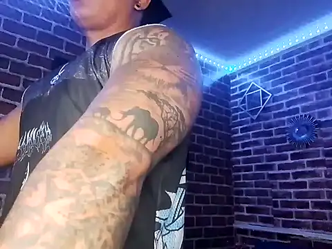 Snapshot of jordan_bigcock_ chatting on February 17, 4:31 am jordan bigcock online show from February 17, 4:31 am