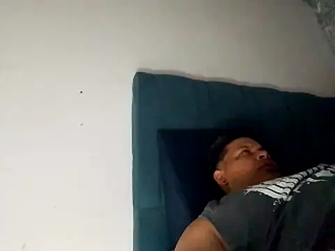 Snapshot of jordan_bigcock_ chatting on February 19, 1:34 am jordan bigcock online show from February 19, 1:34 am