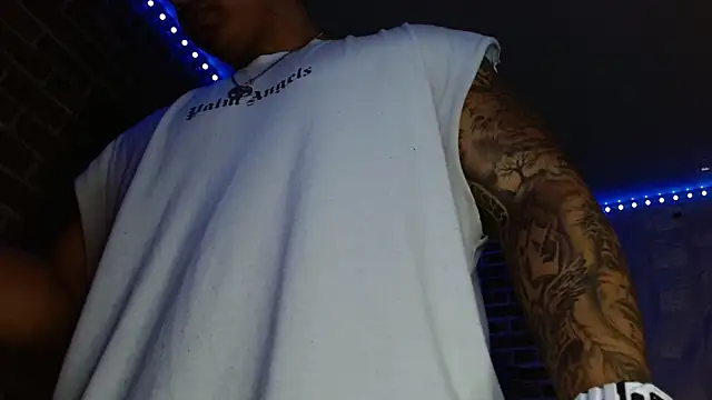 Snapshot of jordan_bigcock_ chatting on February 27, 3:34 pm jordan bigcock online show from February 27, 3:34 pm