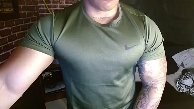Snapshot of jordan_bigcock_ chatting on June 14, 3:36 pm jordan bigcock online show from June 14, 3:36 pm