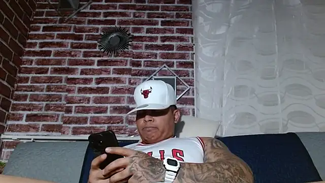 Snapshot of jordan_bigcock_ chatting on June 15, 3:42 am jordan bigcock online show from June 15, 3:42 am