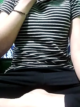 Hornyme18 online show from October 21, 9:32 am